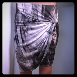 Helmut Lang Twist Skirt size Petite